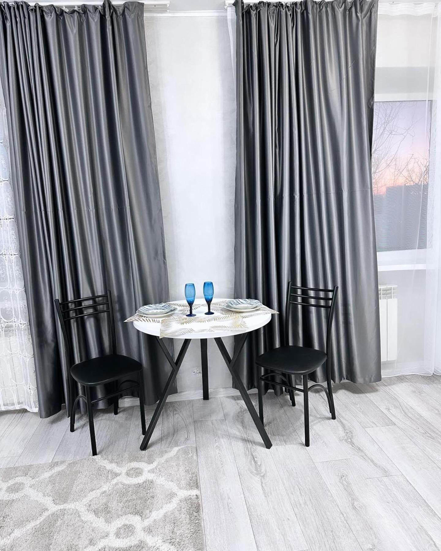 Apartment центр чехова 100 *