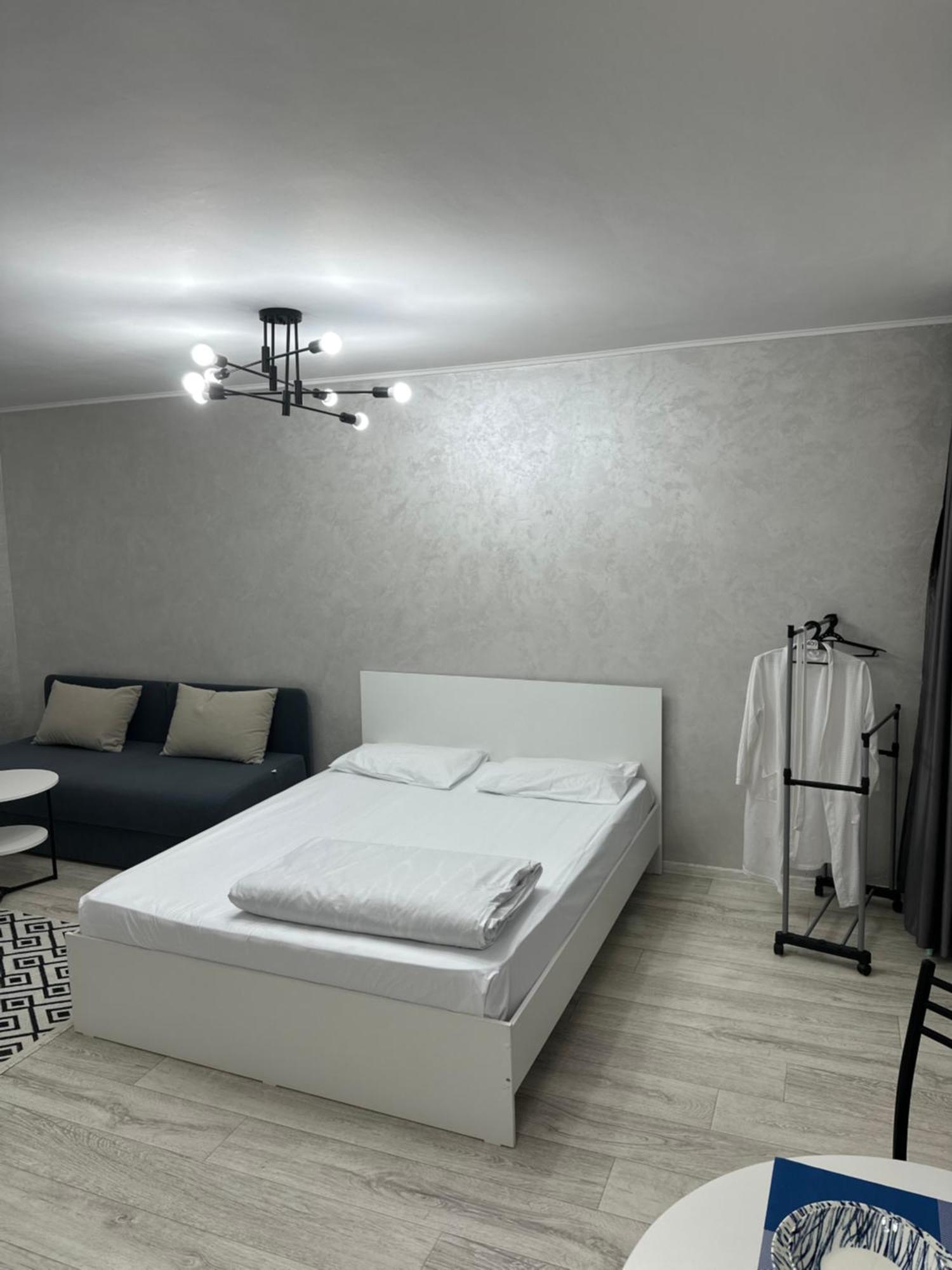 Apartment центр чехова 100 *